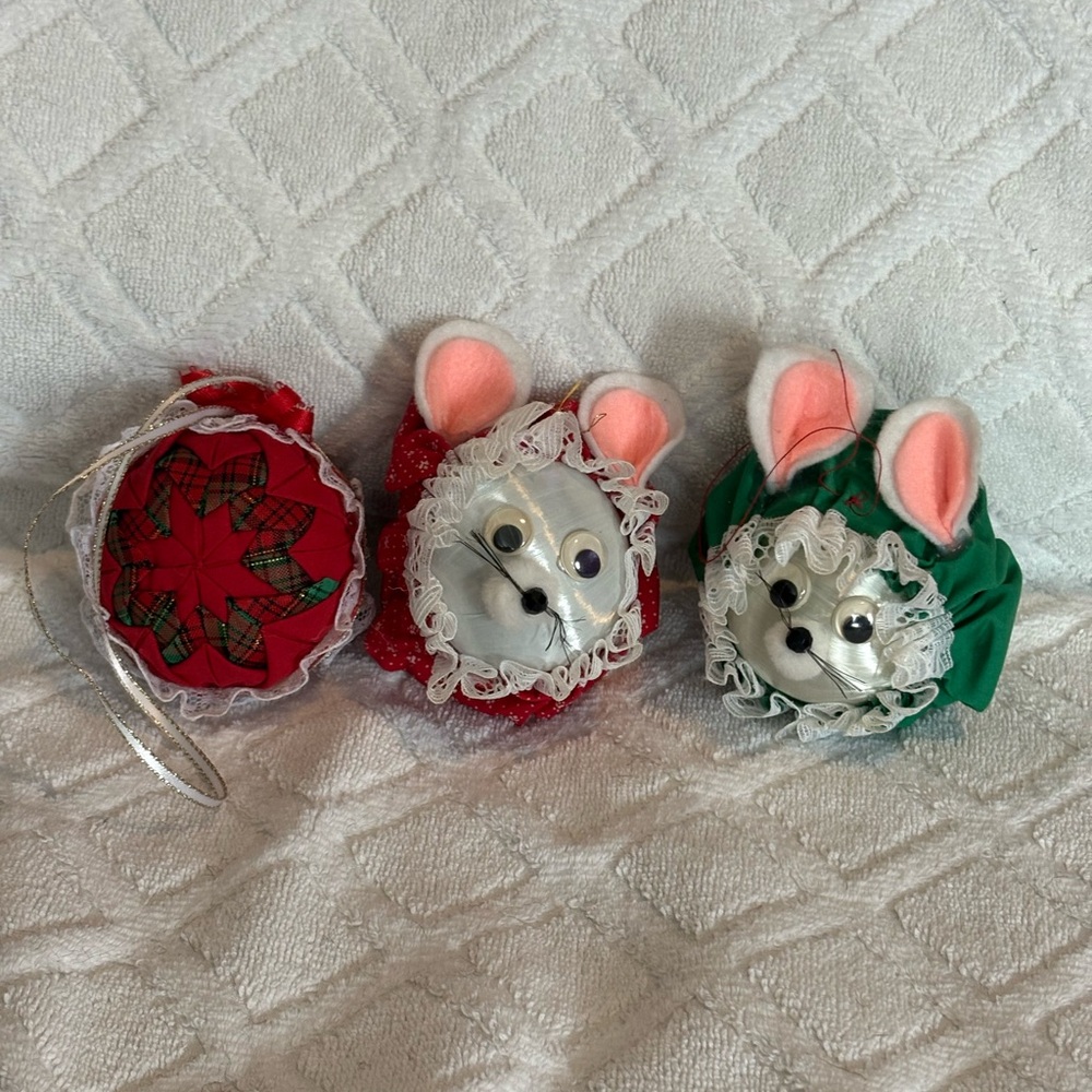 Lot Of Three Vintage Handmade Christmas Ornaments Two Mice One Quilted Ball
